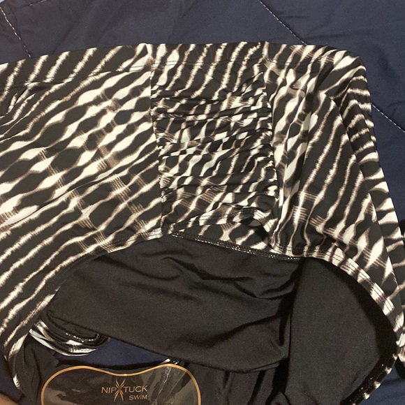 Plus Size Bikini Swimsuit Set size 22 - Picture 3 of 3